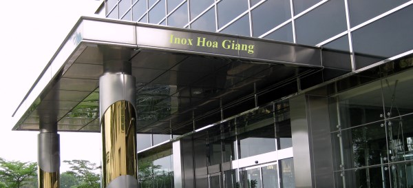 Mái hiên gia công inox - Inox Hoa Giang - Công Ty TNHH Sản Xuất Xây Dựng Thương Mại Hoa Giang